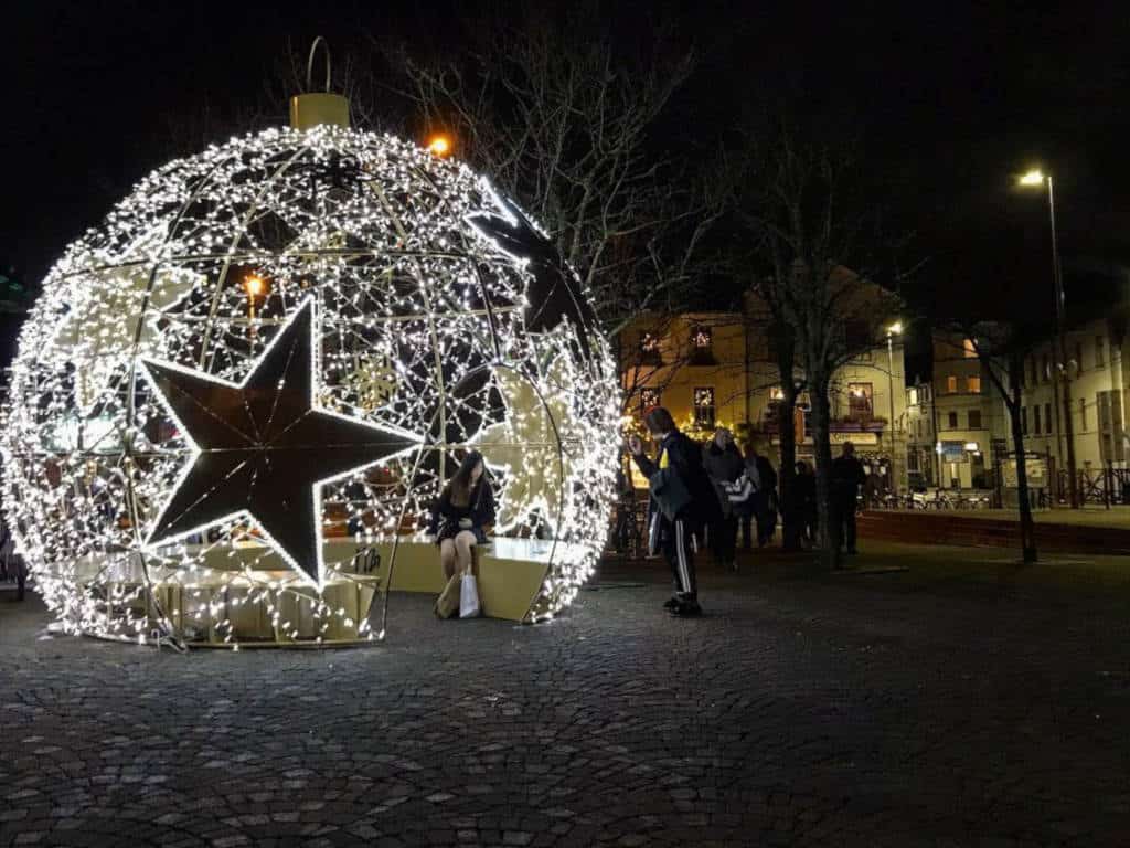 Galway city Bauble light up galway, 